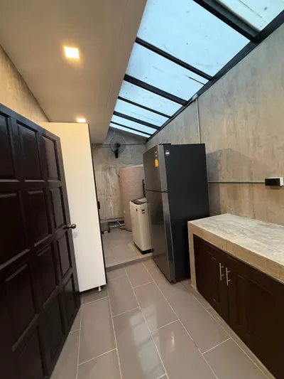 4-bed townhouse for rent near BTS Saint Louis, photo 2 of 5