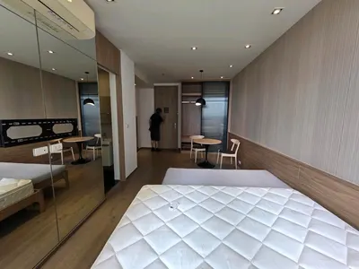 Park Origin Phrom Phong的开间公寓出售，第3张，共5张