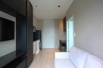 Condo 1 chambre à louer à Noble Revolve Ratchada 1, photo 1 sur 7