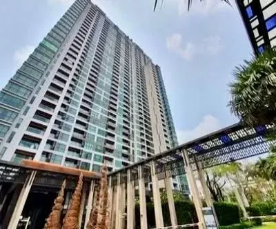 Condo 1 chambre à louer près de la station BTS Saint Louis, photo 1 sur 5