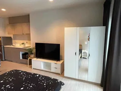 1-bed condo for rent at LIFE Asoke - Rama 9, photo 2 of 5