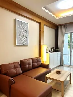 Baan Klang Muang S-Sense Rama 9-Ladpraoの3ベッドルームタウンハウス（賃貸）、写真3/5