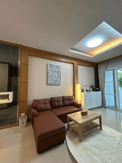 Baan Klang Muang S-Sense Rama 9-Ladprao的3房联排别墅出租，第7张，共8张