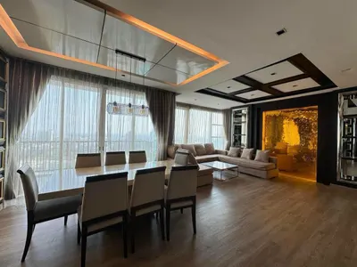 3-bed condo for rent at Fullerton Sukhumvit, photo 4 of 5