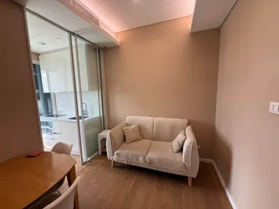 Condo for rent at The Saint Residences, photo 3 of 5