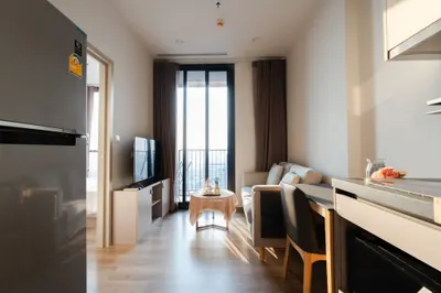 Oka Haus 素坤逸36号酒店,度假式公寓,中心区,高层美景的1房公寓出租，第1张，共5张