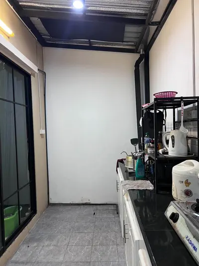MRT 朗松站附近的4房联排别墅出租，第5张，共5张
