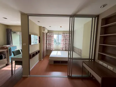 Lumpini Condo Town Ramindra-Lat Pla Khaoの1ベッドルームコンドミニアム（売買）、写真1/5