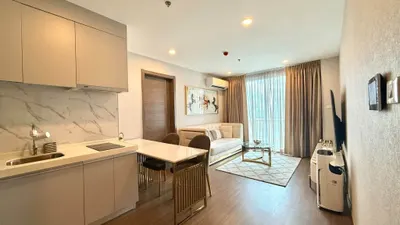 Condo 1 chambre à louer près de la station MRT Phra Ram 9, photo 4 sur 5