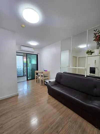 Condo for rent near BTS Bearing, photo 1 of 5