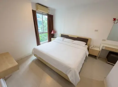 Condo 1 chambre à louer près de la station BTS Punnawithi, photo 2 sur 5