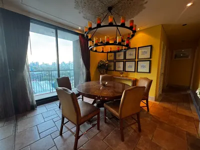 Aguston Sukhumvit 22の3ベッドルームコンドミニアム（賃貸）、写真3/5