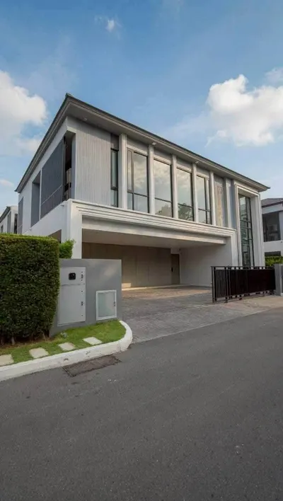 ขายบ้าน 5 ห้องนอน ใกล้ BTS บางนา รูปที่ 1 จาก 5