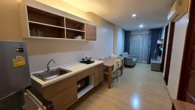 Emerald Residence Ratchada的2房公寓出售，第3张，共5张