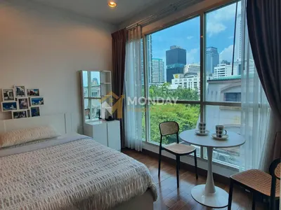 Studio condo for rent at The Address Chidlom, photo 4 of 5