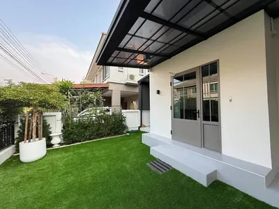 Life Bangkok Boulevard Ramintra的3房独栋住宅出租，第2张，共5张