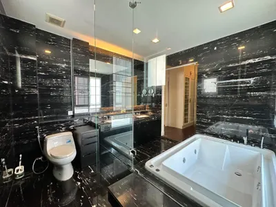 4-bed house for rent near BTS Bang Na, photo 4 of 5