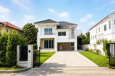 ให้เช่าบ้าน 4 ห้องนอน ใกล้ BTS สะพานใหม่ รูปที่ 1 จาก 5