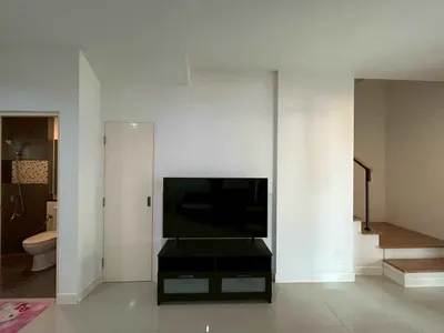 Pleno Sukhumvit-Bangna 2的3房联排别墅出租，第4张，共5张