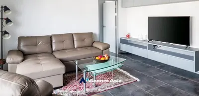 Condo 3 chambres à louer près de la station BTS Thong Lo, photo 1 sur 5