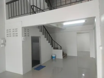 Commercial space for rent near MRT Bang Phlat, photo 4 of 5