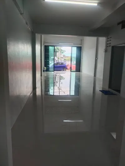 Commercial space for rent near MRT Bang Phlat, photo 3 of 5
