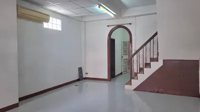 3-bed house for rent near BTS Bang Na, photo 5 of 5