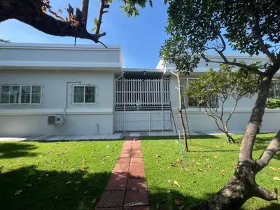 Maison 7 chambres à louer près de la station BTS Bang Na, photo 2 sur 5