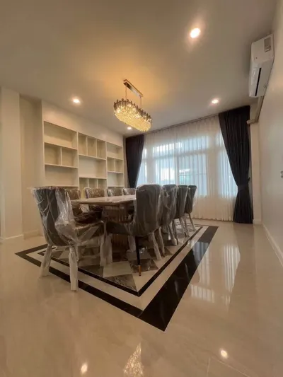 Maison 7 chambres à louer près de la station BTS Bang Na, photo 3 sur 5