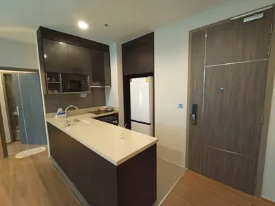 2-bed condo for rent near BTS Asok, photo 4 of 5