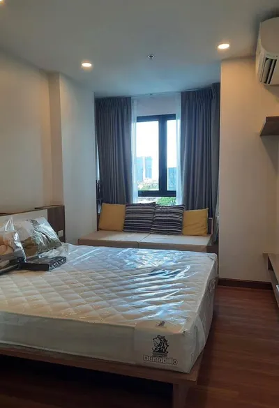 Condo 1 chambre à louer à Supalai Premier Charoen Nakhon, photo 3 sur 5