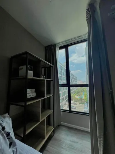 2-bed condo for rent near MRT Huai Khwang, photo 4 of 5