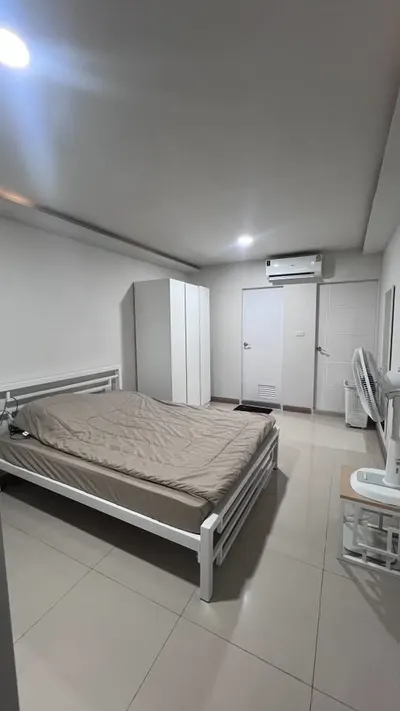 Apartment for rent near MRT Lat Phrao, photo 1 of 5