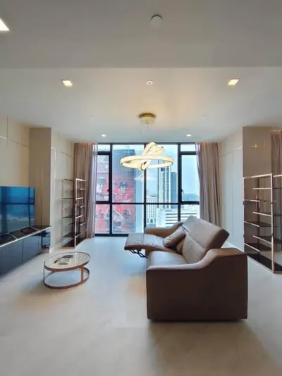2-bed condo for rent near BTS Thong Lo, photo 1 of 5