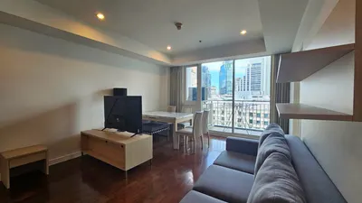 1-bed condo for rent near BTS Phrom Phong, photo 1 of 5