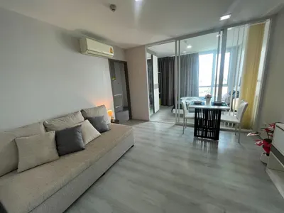 Condo 1 chambre à louer près de la station MRT Chaeng Watthana 14, photo 2 sur 5