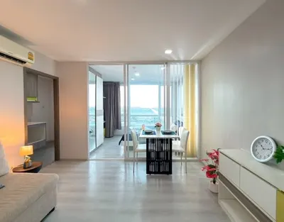 Condo 1 chambre à louer près de la station MRT Chaeng Watthana 14, photo 1 sur 5