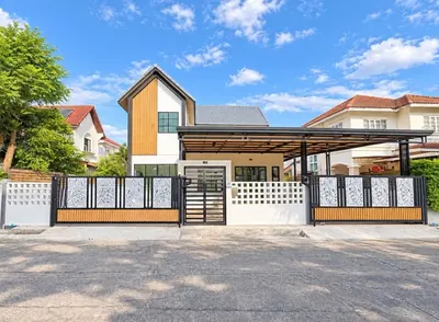 Village kc garden homeの5ベッドルーム一戸建て（売買）、写真1/5