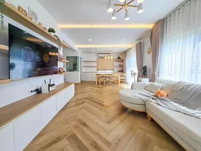 Maison 3 chambres à louer à Villaggio 2 Srinakarin-Bangna, photo 3 sur 5