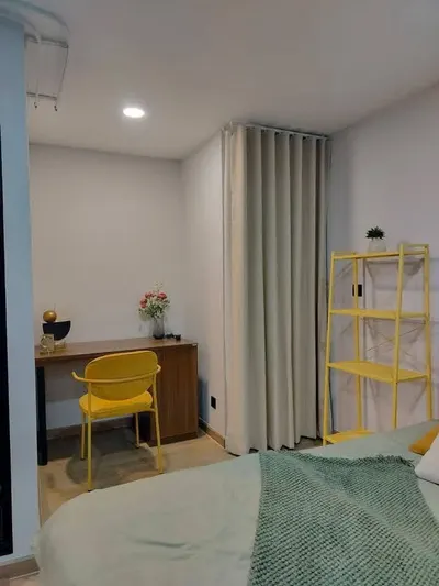 Condo 1 chambre à louer près de la station MRT Sutthisan, photo 3 sur 5