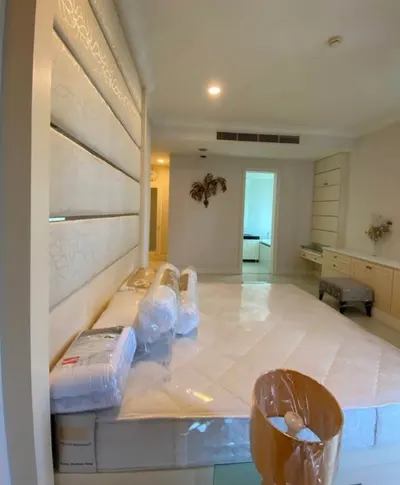 3-bed condo for rent at Royce Private Residences, photo 5 of 5