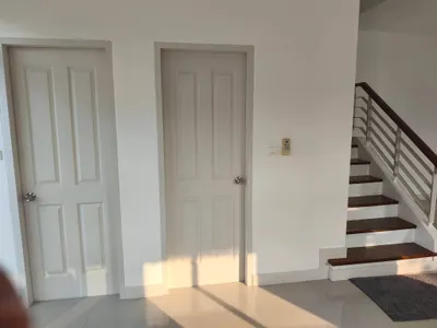 3-bed house for rent near MRT Huai Khwang, photo 4 of 5