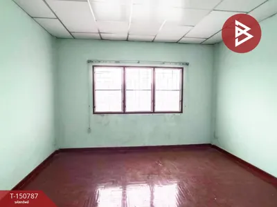 ขายทาวน์เฮาส์ 5 ห้องนอน ใกล้ MRT มีนบุรี รูปที่ 4 จาก 5