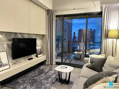 1-bed condo for rent at The Lofts Asoke, photo 4 of 5