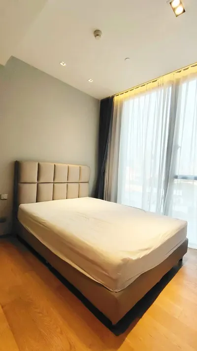 2-bed condo for rent near MRT Khlong Toei, photo 5 of 5