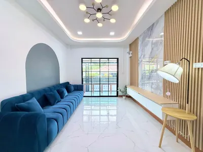 廊乍区的3房独栋住宅出售，第2张，共5张