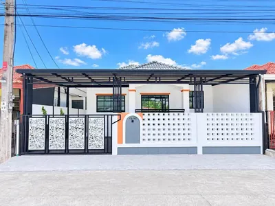 廊乍区的3房独栋住宅出售，第1张，共5张
