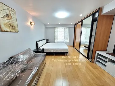 Condo 3 chambres à louer près de la station BTS Phrom Phong, photo 2 sur 5