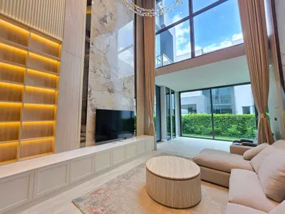 5-bed house for rent at The Gentry Phatthanakan 2, photo 3 of 5