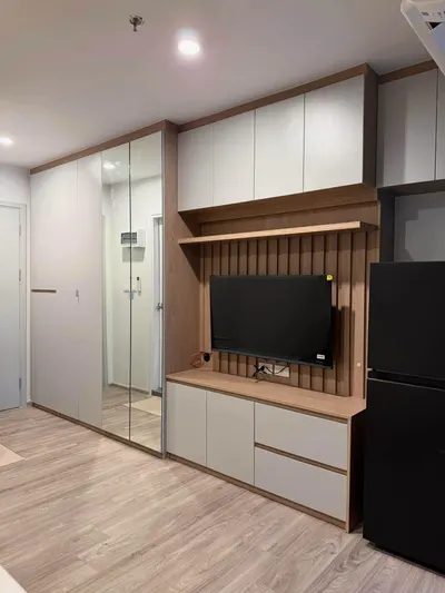 1-bed condo for rent at Regent Home Bangna, photo 2 of 5